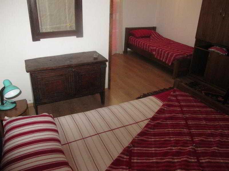 Hotel Tradita Shkoder Bagian luar foto
