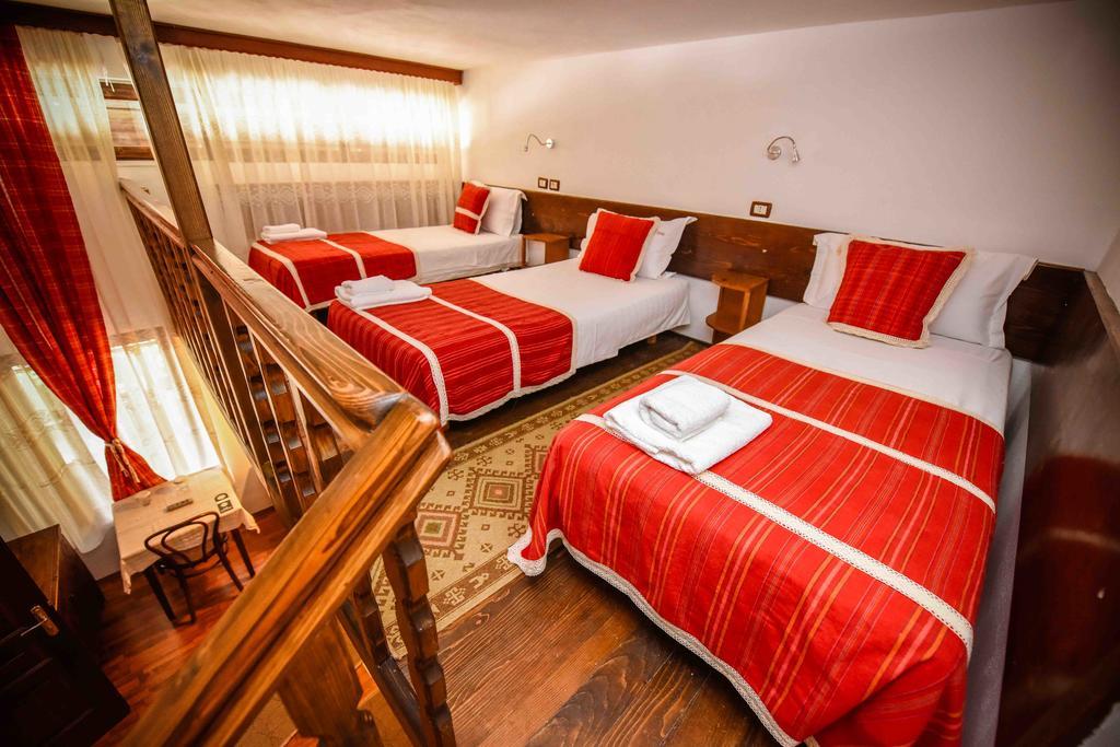 Hotel Tradita Shkoder Bagian luar foto