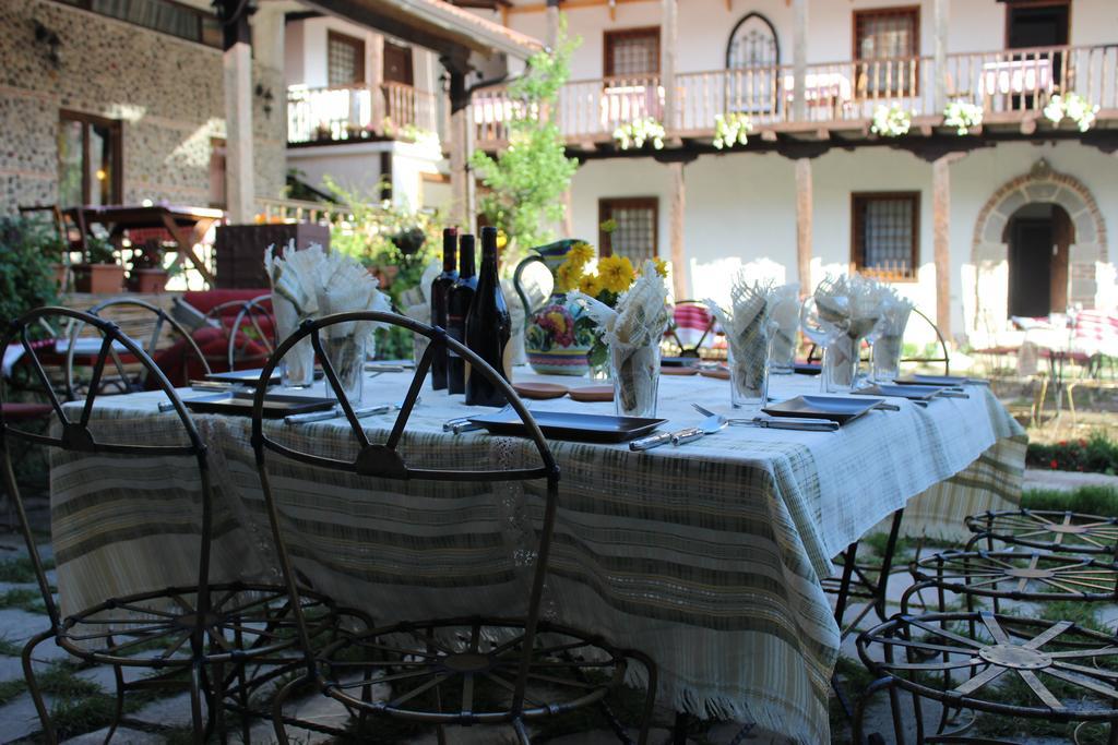Hotel Tradita Shkoder Bagian luar foto