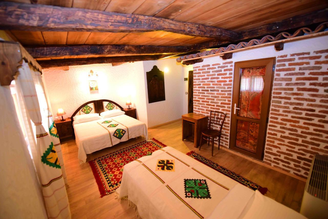 Hotel Tradita Shkoder Bagian luar foto